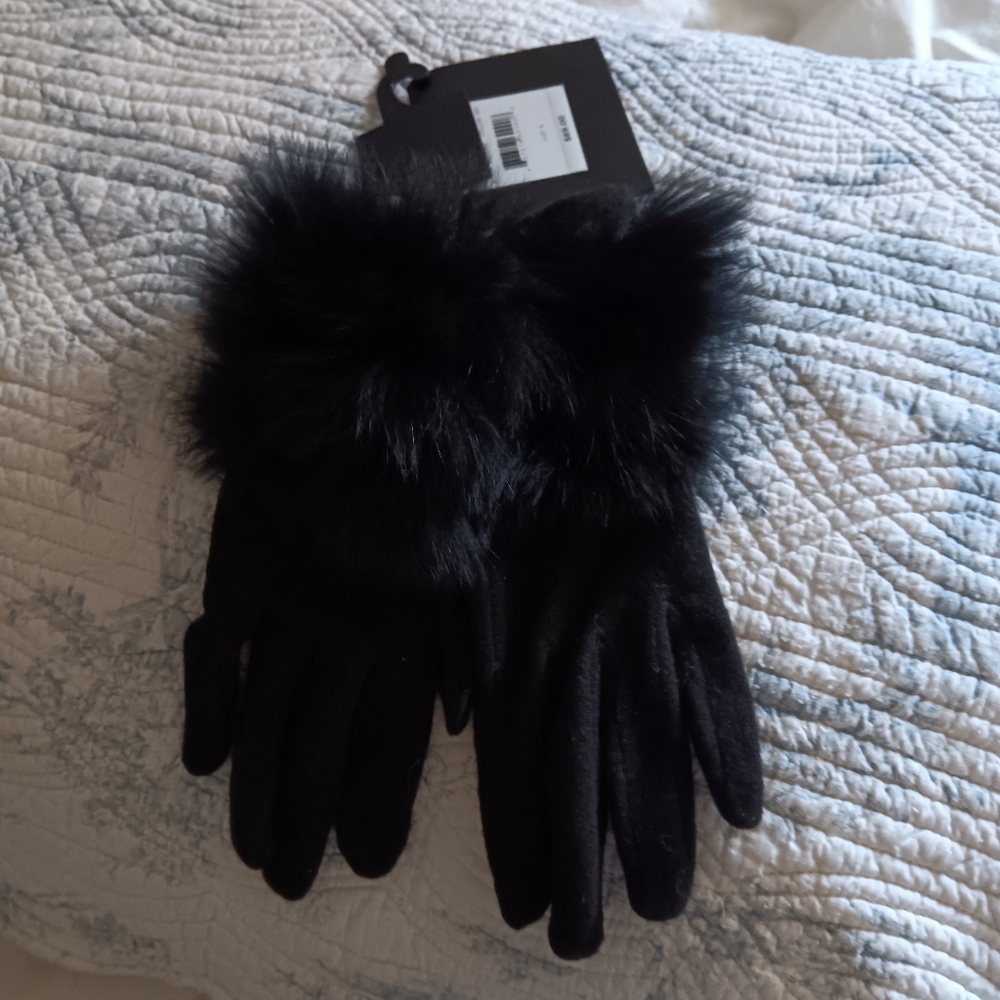 NWT ECHO Fox Fur Trimmed Black Gloves Touchscreen Compatible L